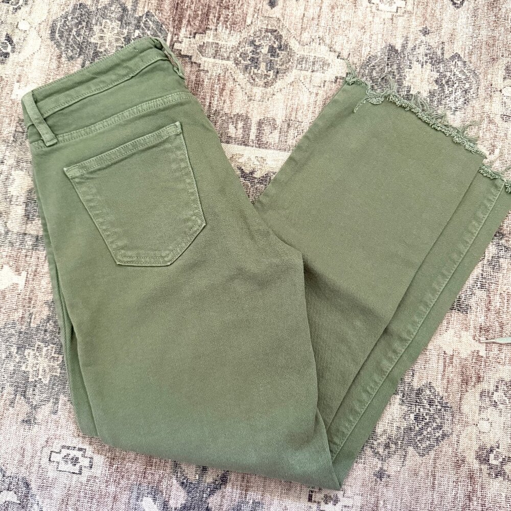 Just Black Denim Raw Hem Skinny Jeans • Olive Green • Size 27 • NWT